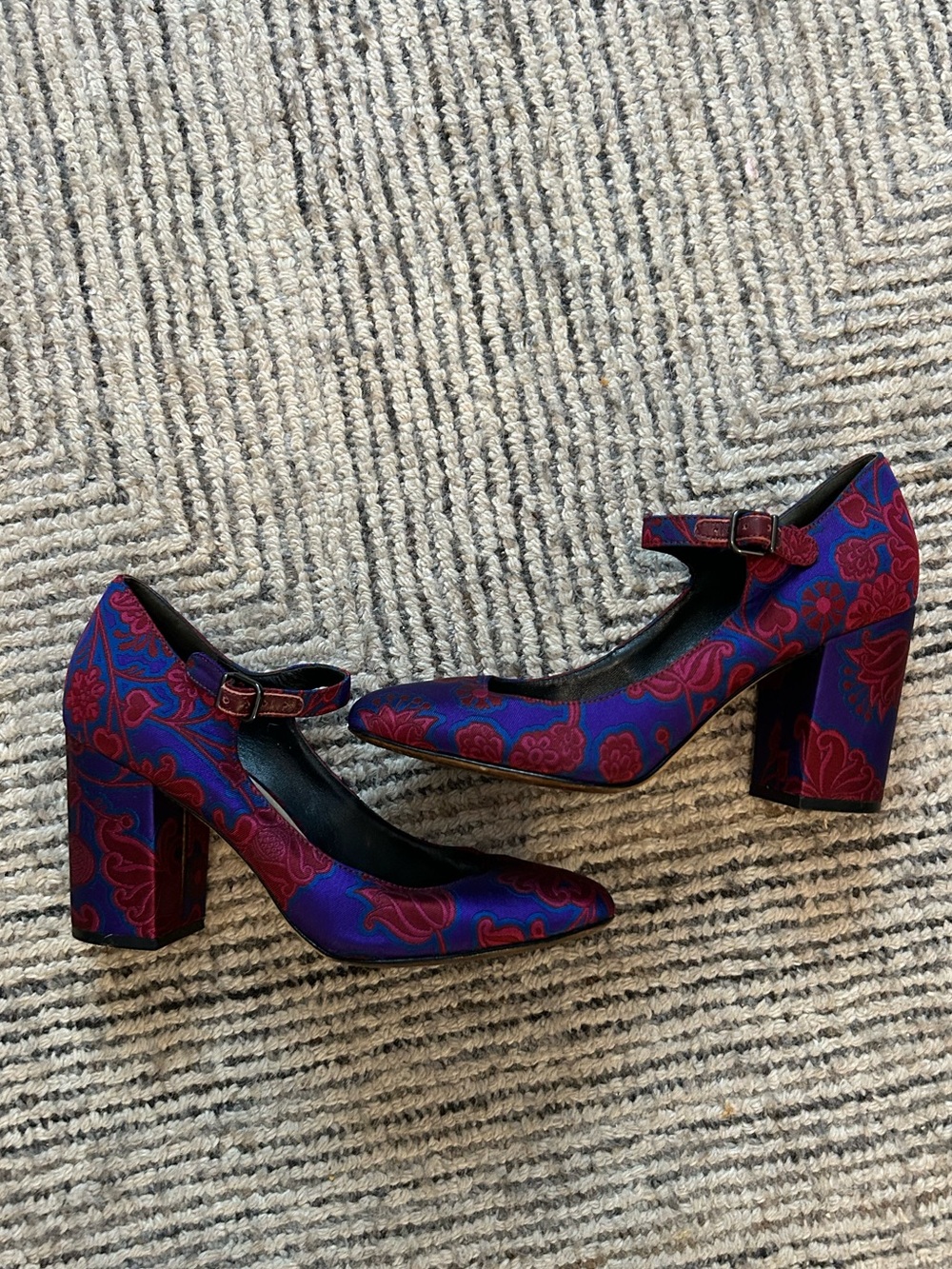 Via Spiga Deanna Purple Magenta Moroccan Jacquard Mary Jane Block Heel Brocade 7